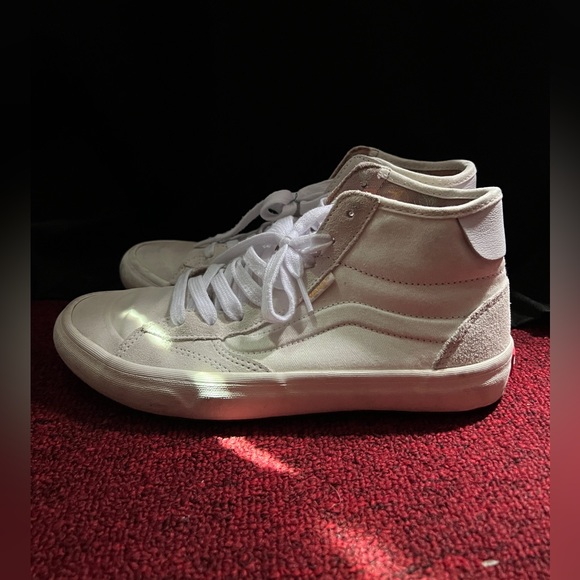 Vans Lizzie’s Shoes - Picture 4 of 11